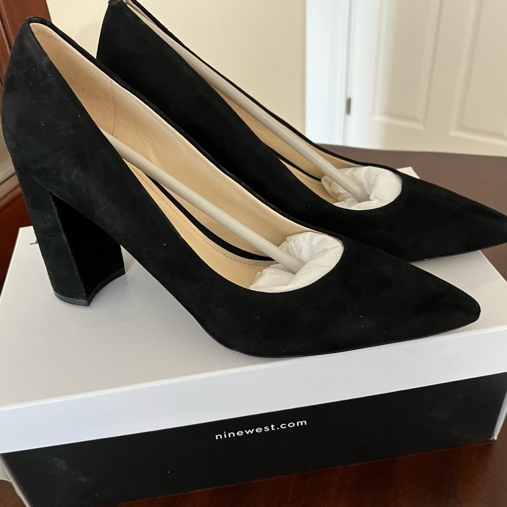 Nine West pumps